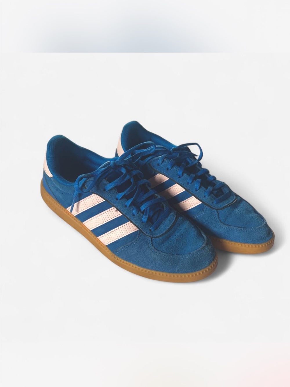 Women’s Blue Suede Sneakers with Pink Stripes